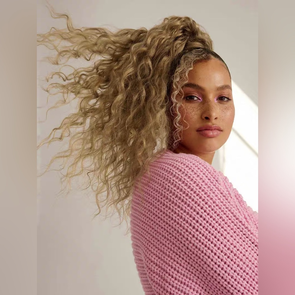 20” Natural Blonde Curly Ponytail